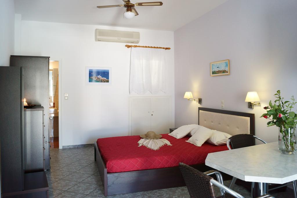 Margarita Karidi Hotel Apollonia  Bilik gambar
